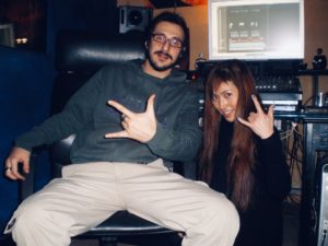 With Ettore Rigotti, at METAL HOUSE TURIN, ITALY Yoko Hallelujah ( ヨーコ ハレルヤ ) ハレルヤ洋子 | London underground official Busker, Singer songwriter Busking London, UK ロンドン バスキング ロンドン アンダーグラウンドオフィシャルバスカー METAL HOUSE メタルハウス トリノ・イタリア エットレ