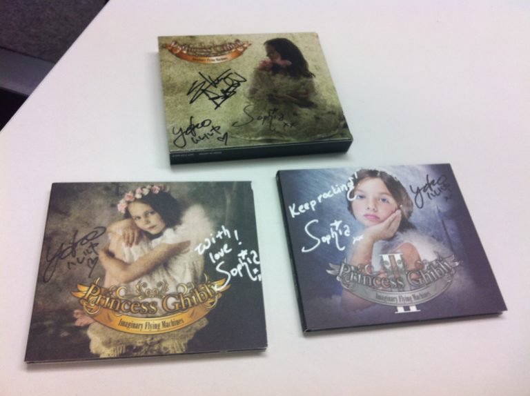 New album taken 1st place in Japan! ..and limited edition BOX CDs now on sale, + autographs here:)